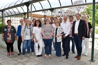 Die Teilnehmenden beim ersten gemeinsamen Treffen der Selbsthilfegruppen