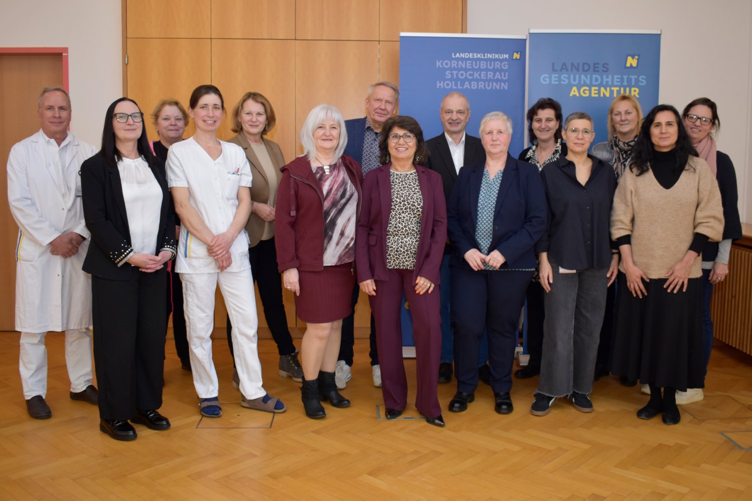 Die Gäste der Feierstunde am Klinikstandort Hollabrunn