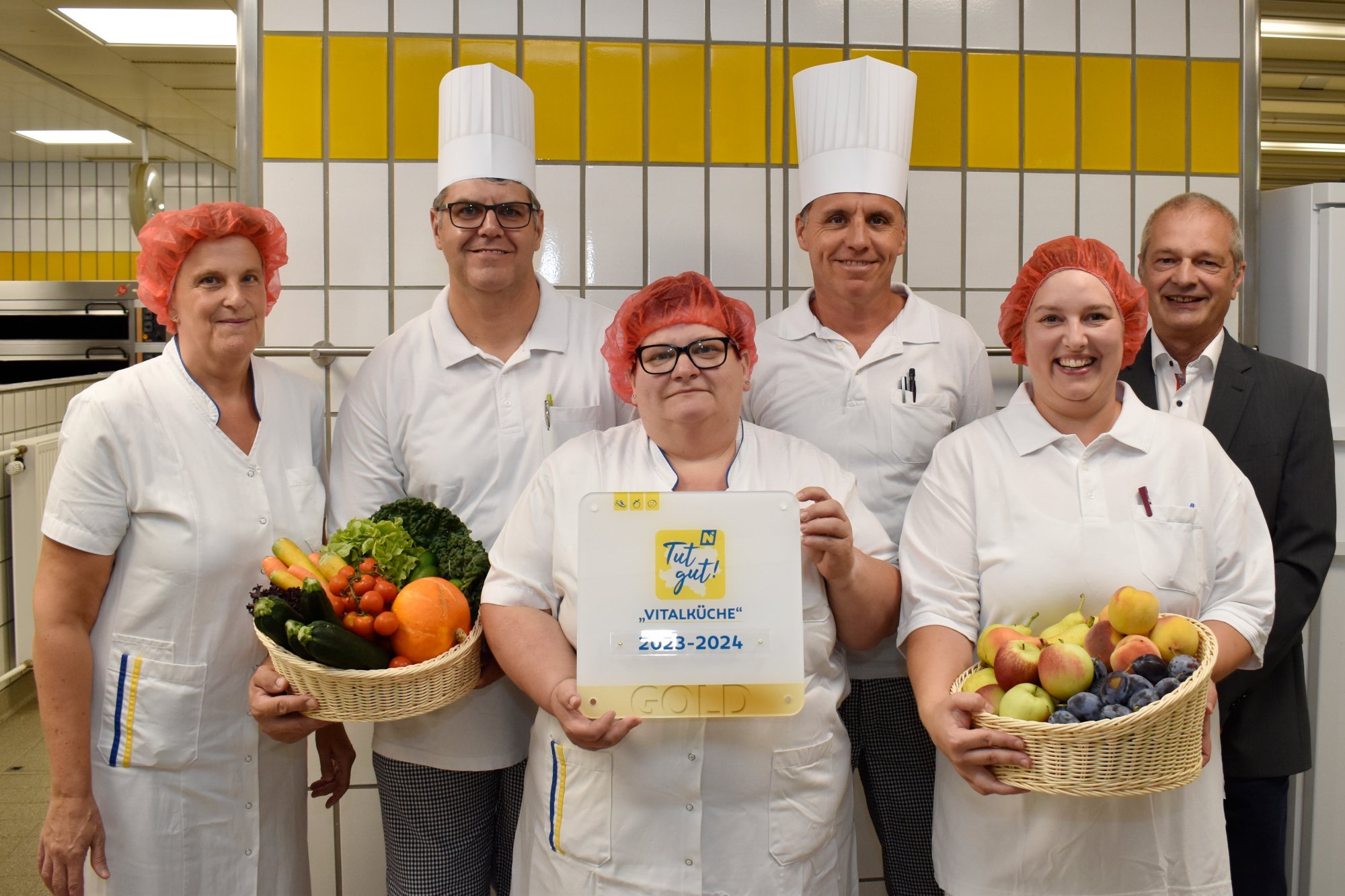 Das Küchenteam freut sich über die Auszeichnung