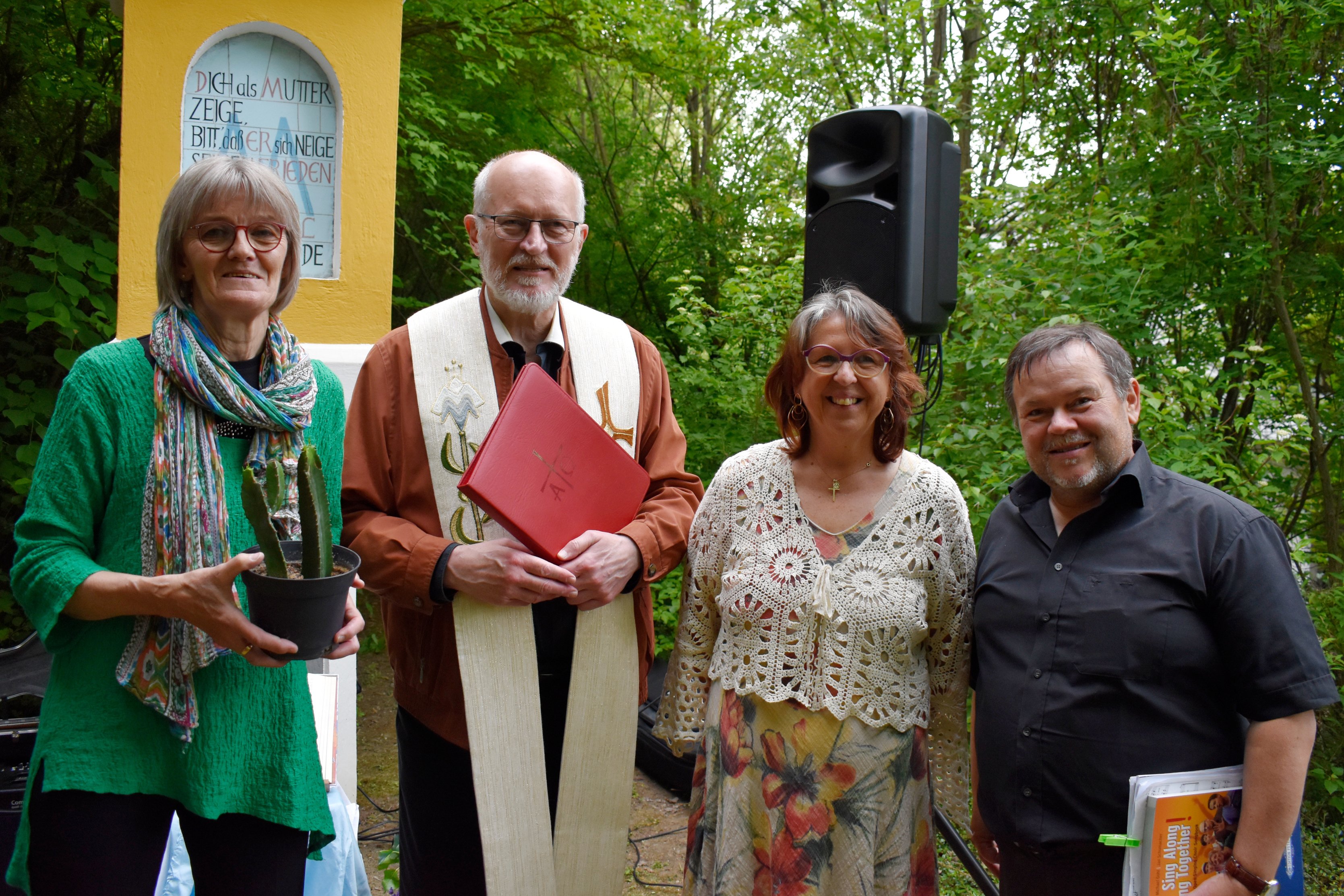 Gestalteten die Maiandacht: Obfrau Marianne Graf, Pfarrer Eduard Schipfer, Seelsorgerin Gabriele Granser, BA, und Chorleiter Joachim Celoud